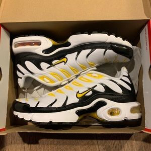 Nike Air Max Plus excellent condition! Youth 6.5!